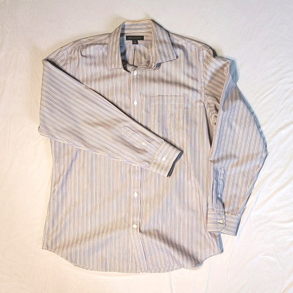 Banana Republic button down, long sleeve shirt, L/16-16.5 - Picture 2 of 3